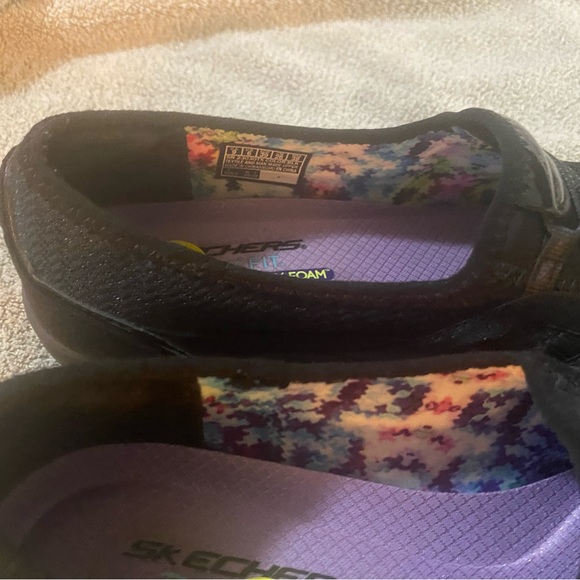 Sketchers women’s shoes - Picture 3 of 6